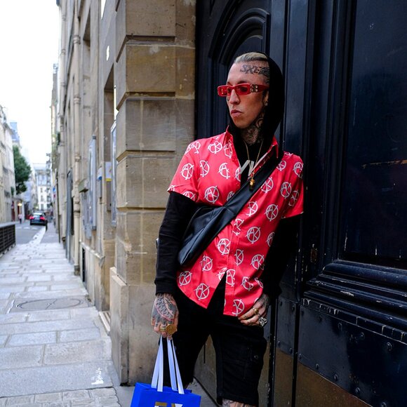 AKINGS Anarchy Satin Shirt (Red - Size Medium and Large) - Picture 4 of 4